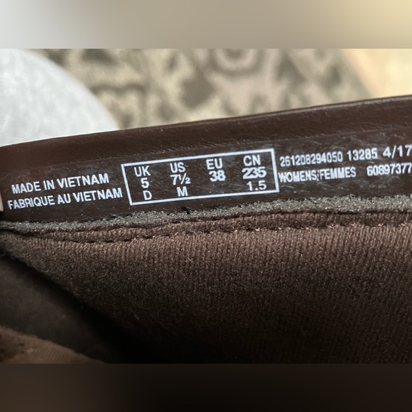 Clark’s Everlay Mandy Ankle Boots, size 7.5 - Picture 7 of 7